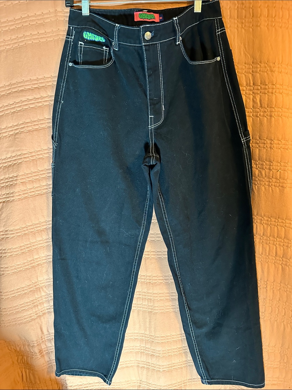 Gmpyer Leg Jeans with White Stitching and Green Logo